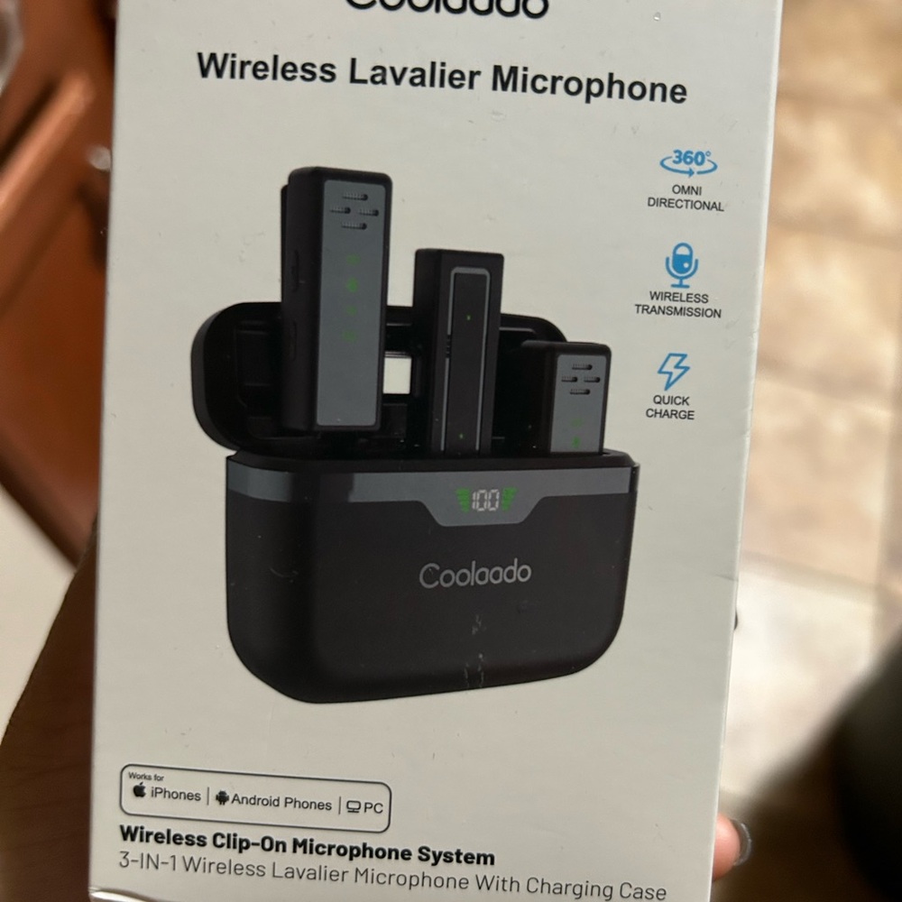 Wireless Lavalier Microphone - Black